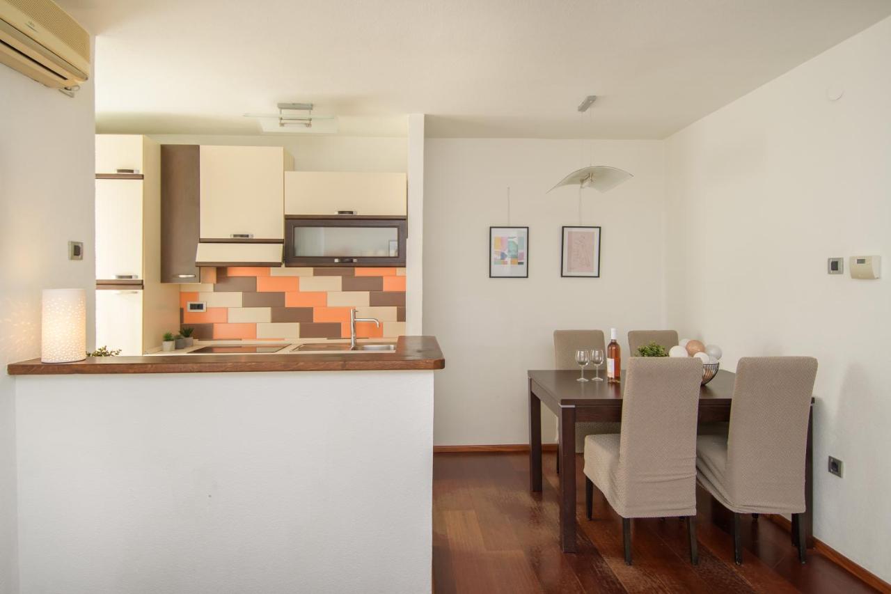 Apartment Stefi Poreč Eksteriør bilde