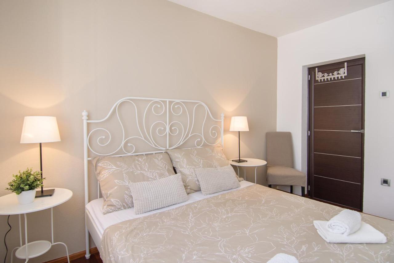 Apartment Stefi Poreč Eksteriør bilde